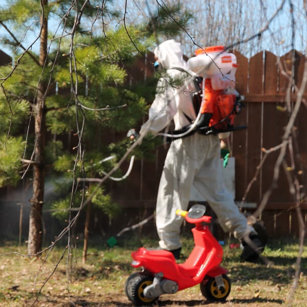 Обработка участка от клещей в Сумые?